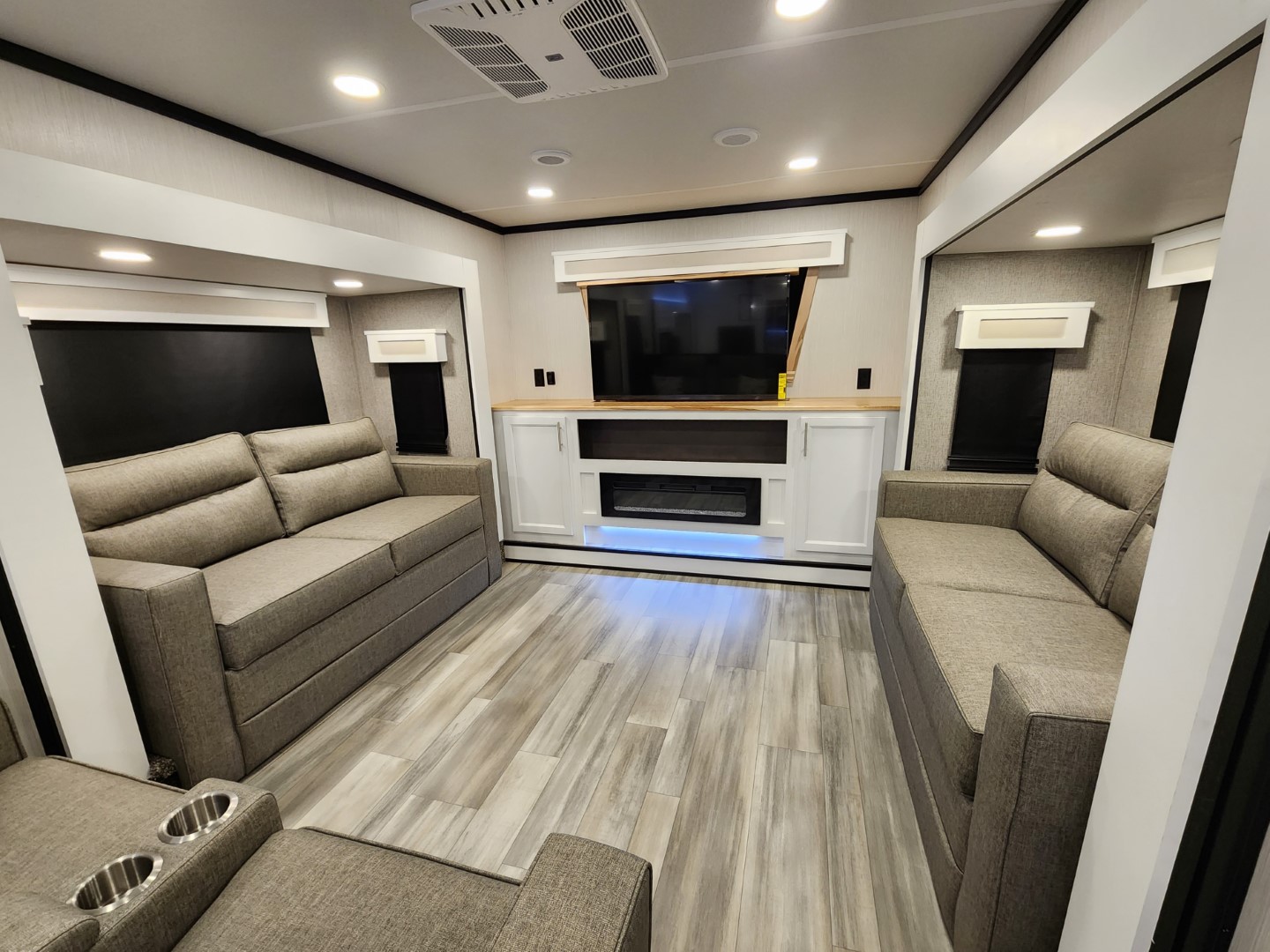 Roughrider RVs. 2024 Cedar Creek 371FL