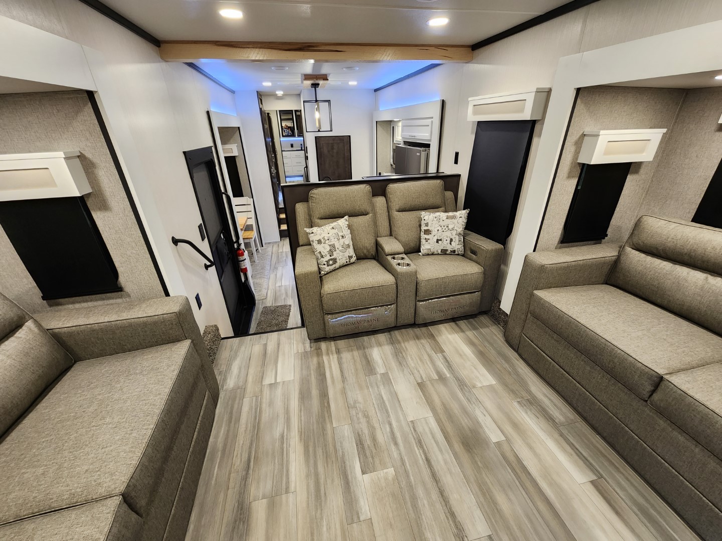 Roughrider RVs. 2024 Cedar Creek 371FL