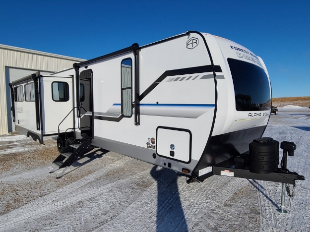 2025 Cherokee Alpha Wolf 26RL