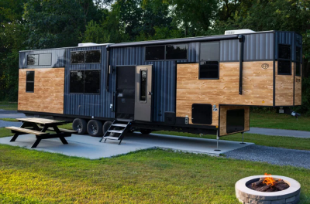 Picture for category Destination Trailers