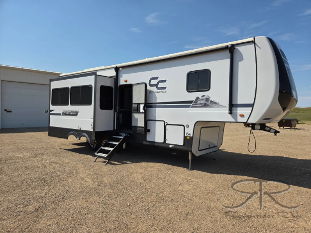 2024 Cedar Creek Experience 2925RL