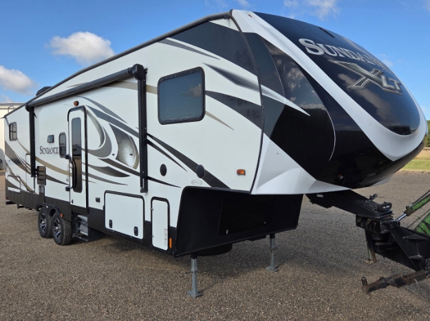 2017 Sundance XLT 295BH