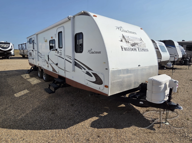 	2012 Coachmen Freedom Express 310BH